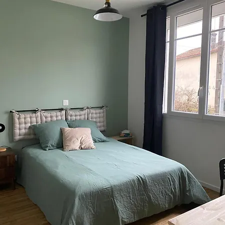 Maison Auvergne شقة *