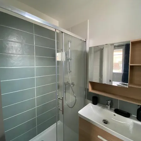 Maison Auvergne شقة *